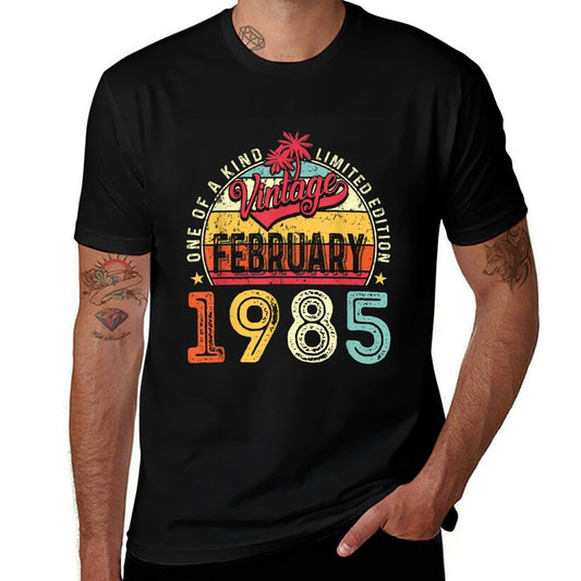 Vintage 40th Birthday Gift Vintage February 1985 Men Women  Trendy Pattern T-Shirt