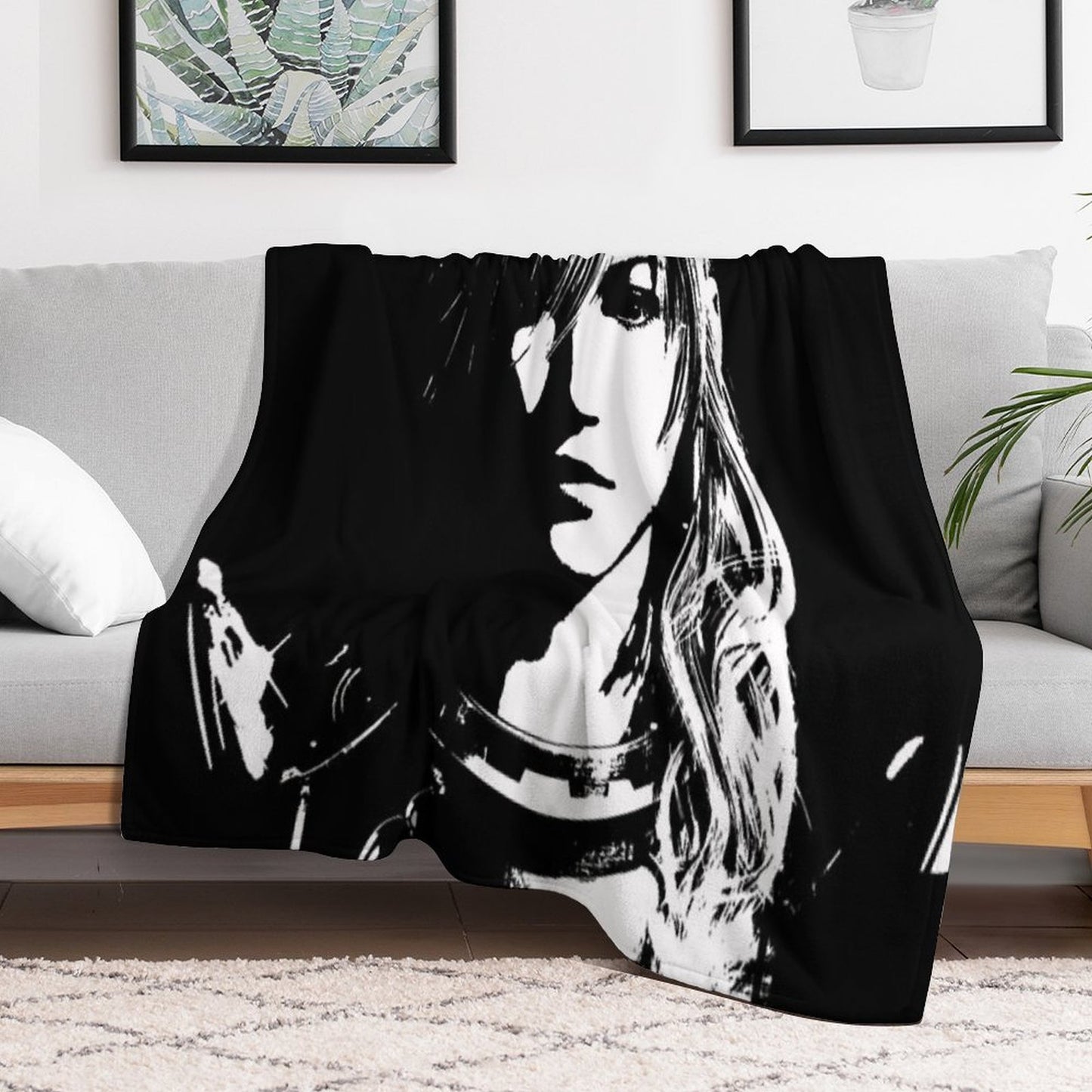 Final Fantasy XIII Lightning - Black And White Machine-washable Throw Blanket