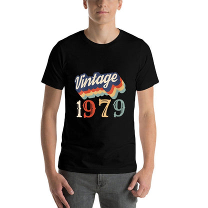 Womens 1979 Vintage 40th Birthday Gift  Oversized Silhouette T-Shirt