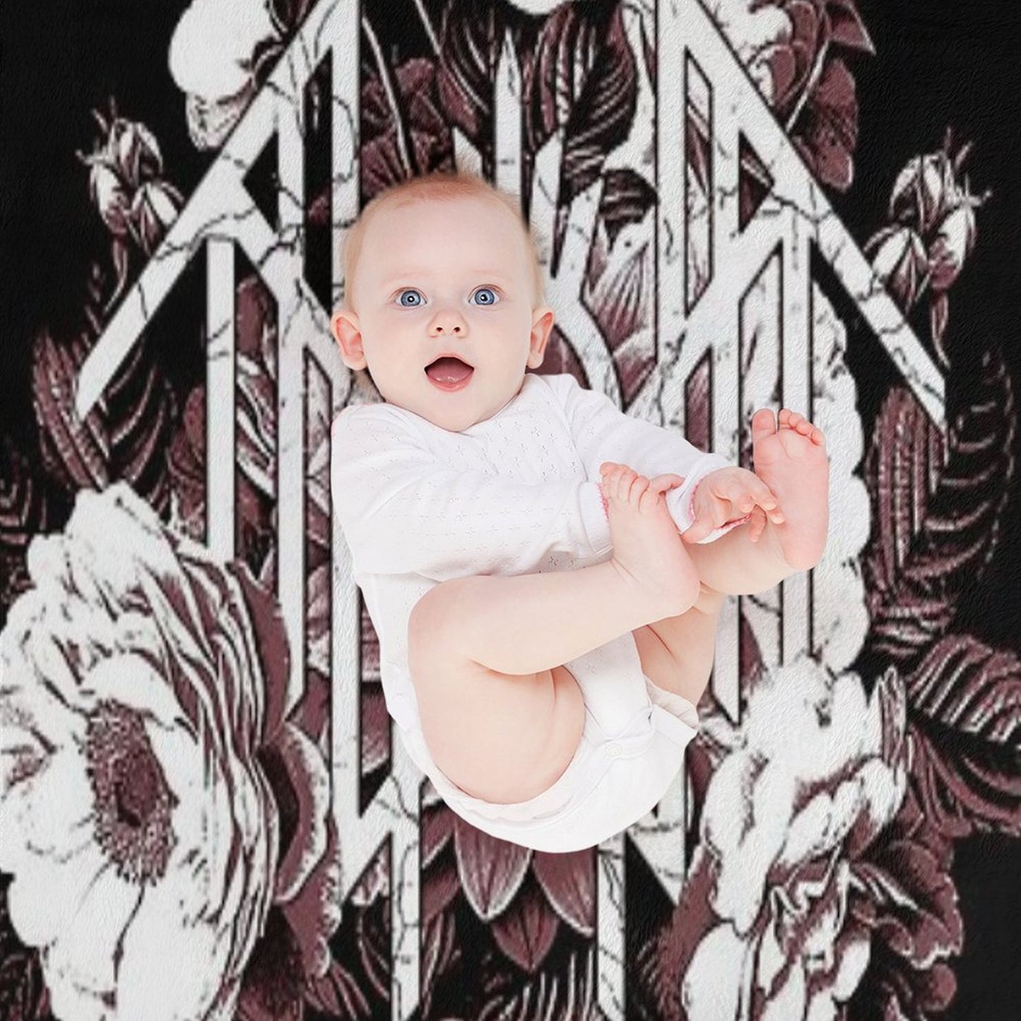 Official Merchandise Sleep Token - Her Heart Blooms Beneath A Crimson Rose Velvety-soft Throw Blanket