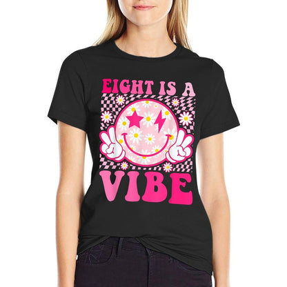 Eight Is A Vibe 8th Birthday Groovy 8 Years Old Smile Face  Oversized Silhouette T-Shirt