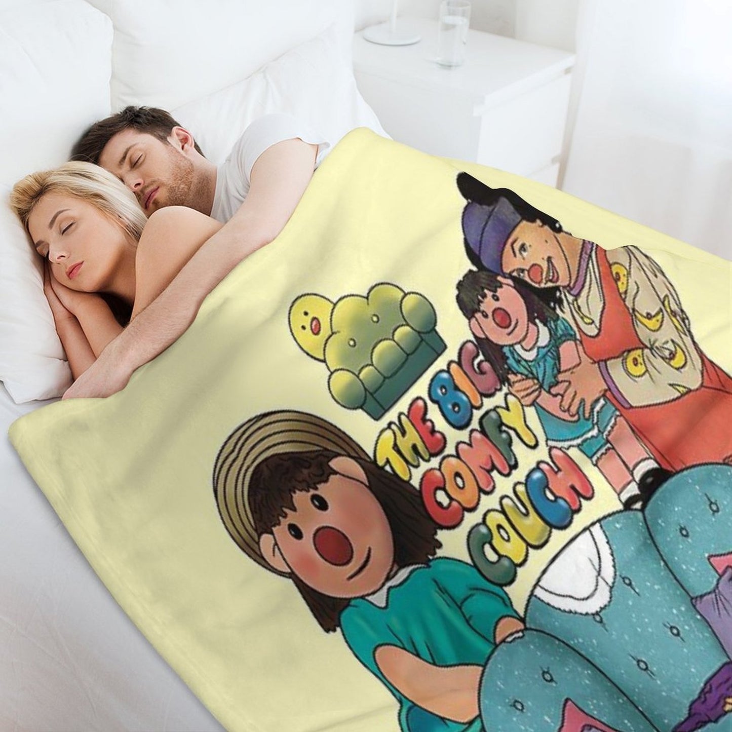 The Big Comfy Couch Theme Lightweight Throw Blanket
