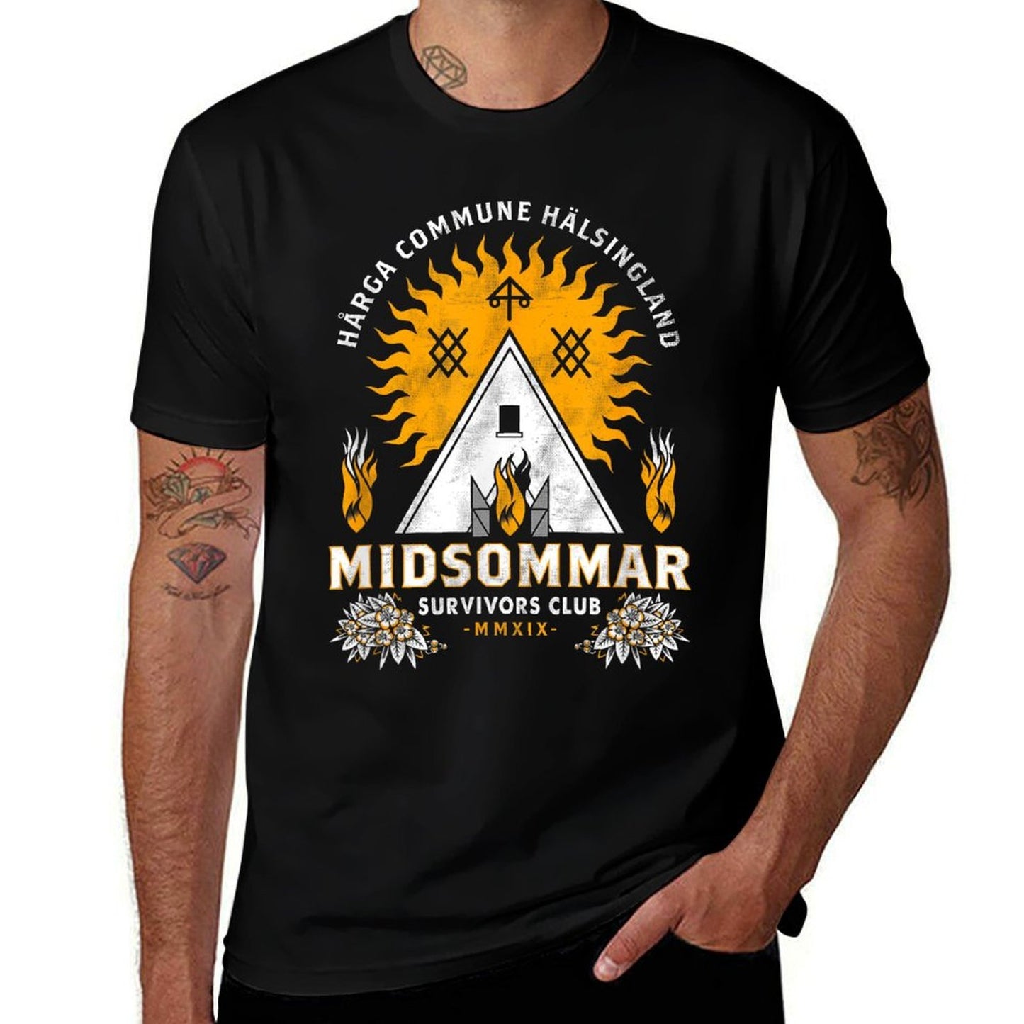 Midsommar Survival Club - Scary Horror - Summer Festival  Versatile T-Shirt