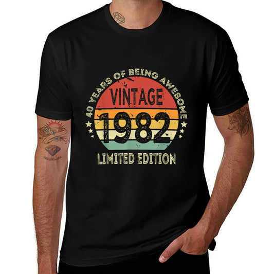 40 Year Old Gifts Vintage 1982 Limited Edition 40th Birthday  Heathered Texture T-Shirt