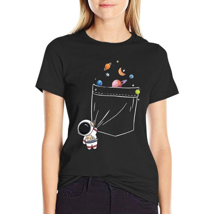 Cartoon Astronaut Pocket Galaxy Astronaut Galaxy Spaceman  Versatile T-Shirt