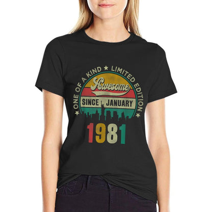 40 Years Old Vintage January 1981 40th Birthday Gift  Durable T-Shirt