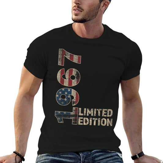 58th Birthday Gift Men Vintage Born 1967 Turning 58 Year Old  High-quality Stitching T-Shirt