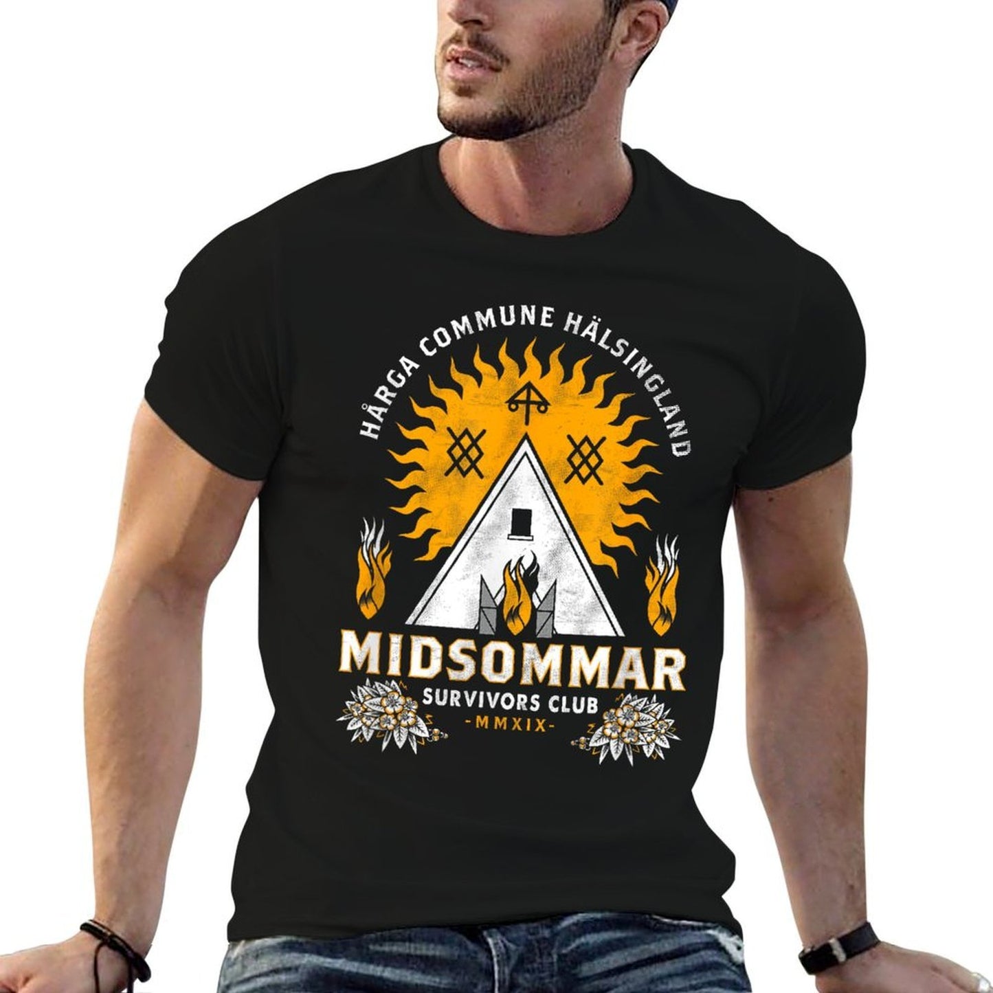Midsommar Survival Club - Scary Horror - Summer Festival  Versatile T-Shirt