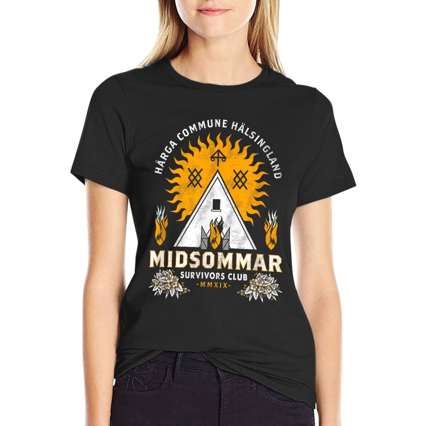 Midsommar Survival Club - Scary Horror - Summer Festival  Versatile T-Shirt