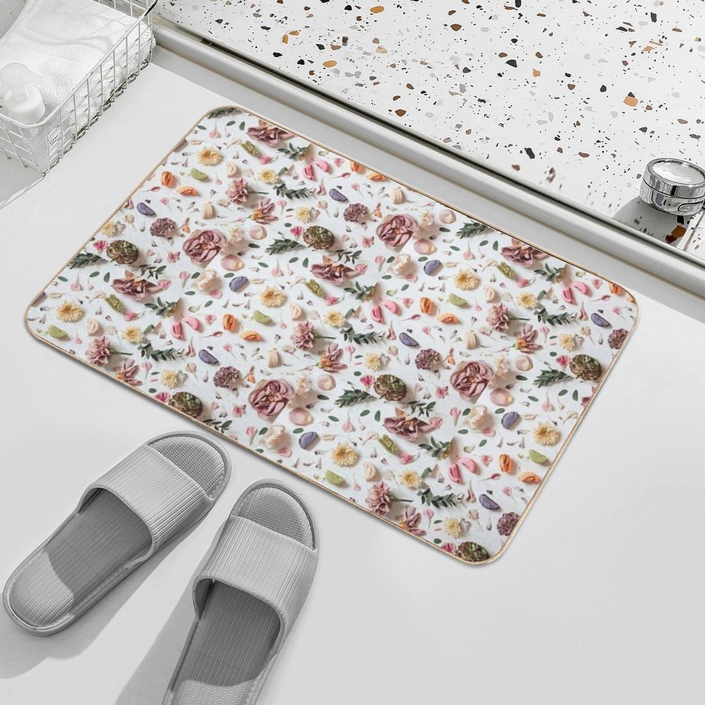 ROSE PETALMILK  Slip-Resistant Bath Mat