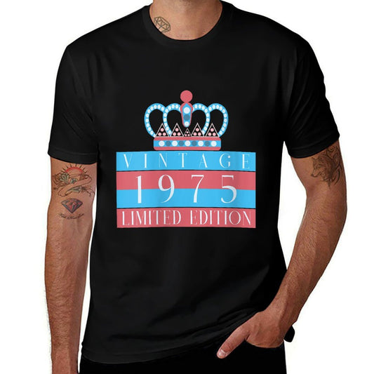 Womens Vintage 50th Birthday Decorations Vintage 1975 50 Years Old  Vintage-inspired T-Shirt