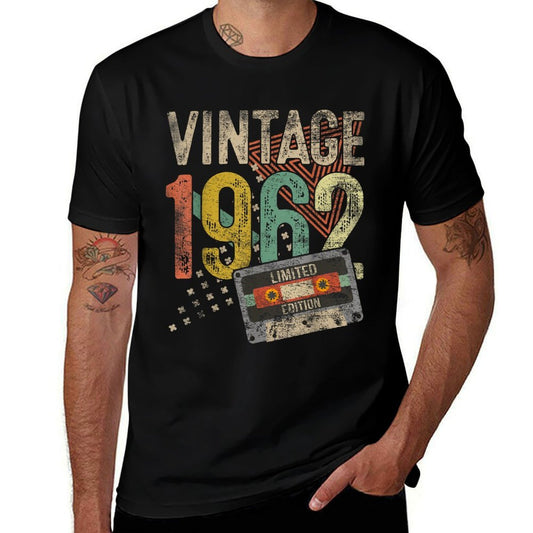 Vintage 1962 63rd Birthday Gifts For Men Women 63 Year Old  Graphic-printed T-Shirt