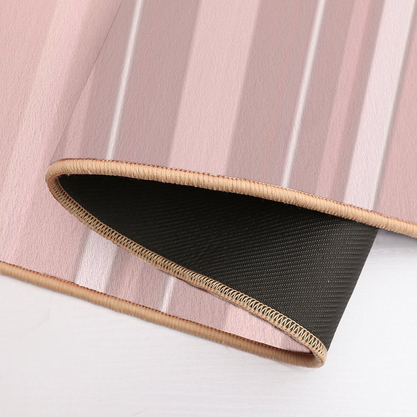 Rose Gold Slimming Effect Vertical Balanced Stripes Durable Bath Mat
