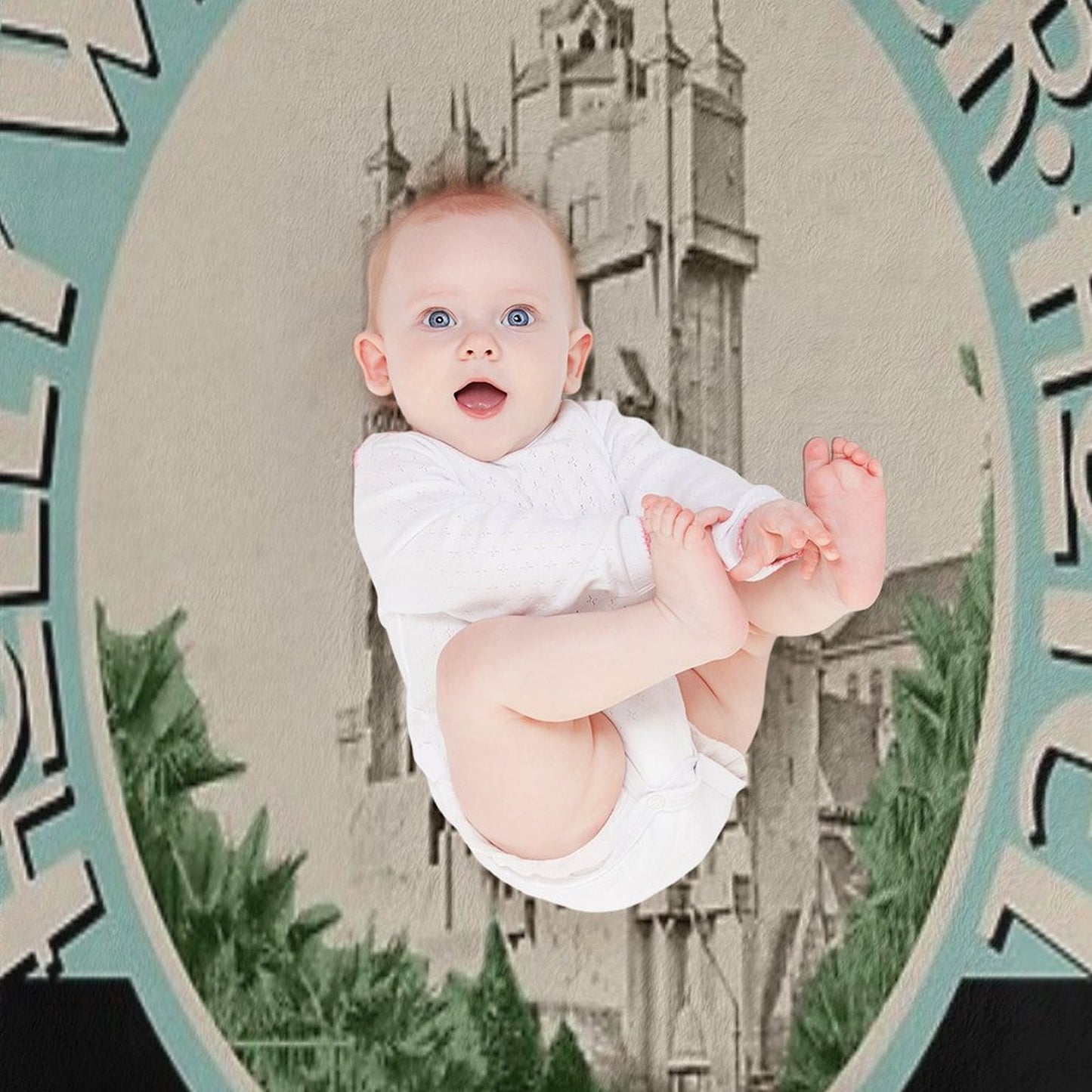 Hollywood Tower Multi-functional Throw Blanket