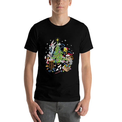 Looney Tunes Christmas Group Shot Decorate The Tree  Relaxed-fit T-Shirt