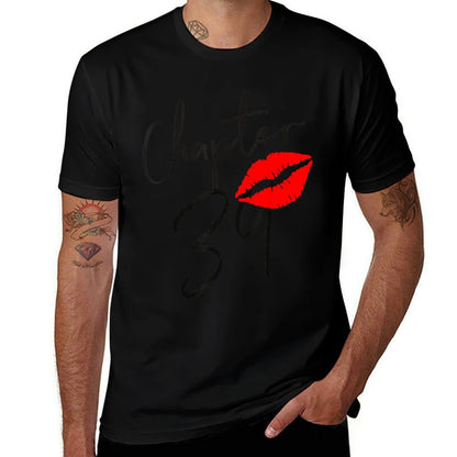 Chapter 39 Years Lips Love 39 Th Birthday Born In 1982  Versatile T-Shirt